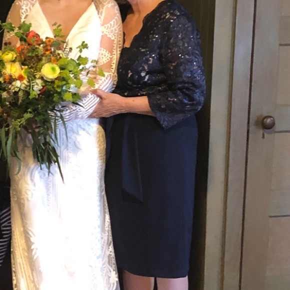 Mother of the Bride Dress - Picture 4 of 4